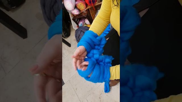 Плетене на вълнена лента | Chunky wool arm knitting tutorial смотреть онлайн