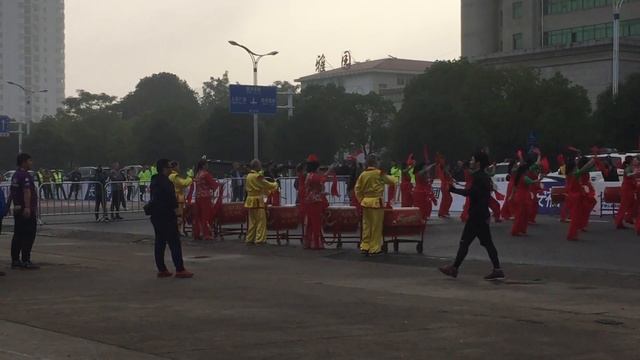 Changan Ford 100K - Welcome dance before start смотреть онлайн