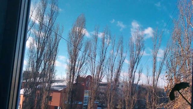 на улице -7 градусов ветрено "4 8 метра в секунду" переменная облачность смотреть онлайн