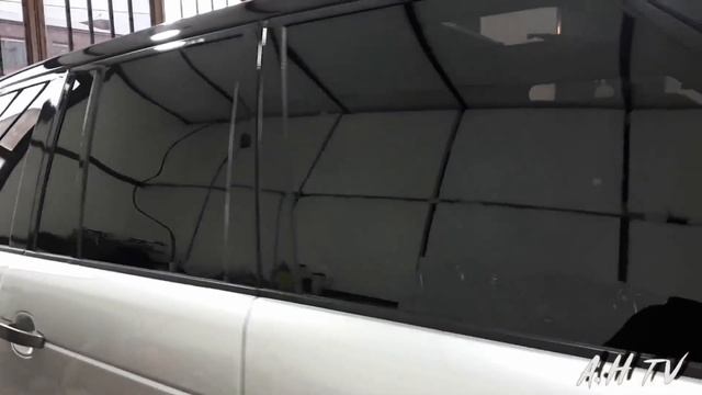 Оклейка Range Rover винилом черный глянец (под панорамную крышу) смотреть онлайн