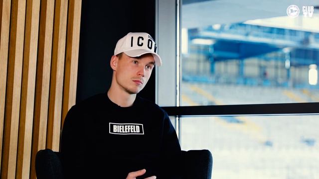 Auf ein Wort, Jacob Barrett Laursen! смотреть онлайн