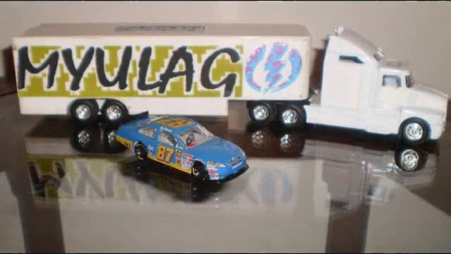 Joe Nemecheck # 87 2010 Toyota Camry ( Unsponsored ) смотреть онлайн