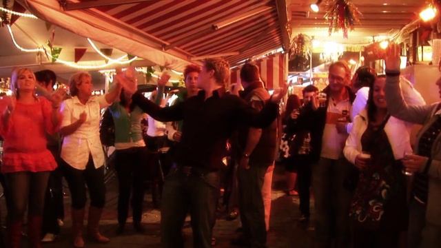 Arnold hofmans, dat kan alleen in Brabant смотреть онлайн