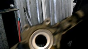 Замена ступичного подшипника Пежо 308  Replacing wheel bearing Peugeot 308