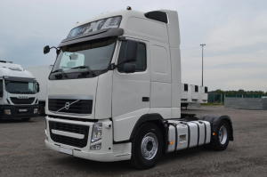 VOLVO FH 13  выкидывает антифриз
