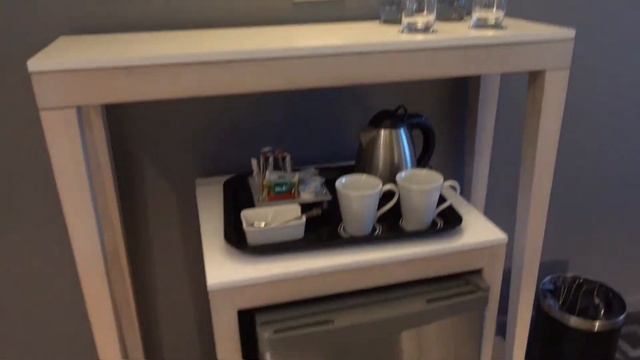 Rhinos & Protea Hotel Fire & Ice Milkshakes| South Africa Day 16 смотреть онлайн