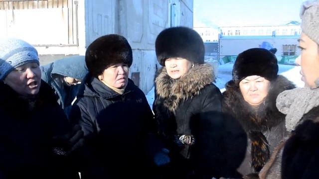 В Атырау у жильцов общежития провалился пол