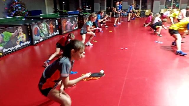 а Вы справитесь с такими упражнениями?) фитнес-разминка сборной Украины (девушки U13) смотреть онлайн