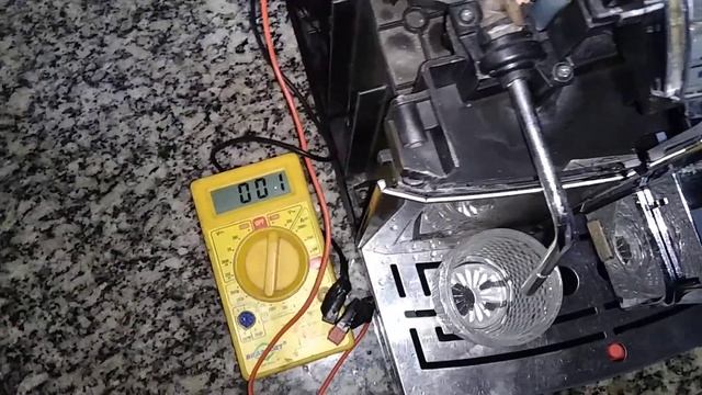 Máquina Syntia, defeito não puxa água na saída do café , mangueira estava furada. смотреть онлайн