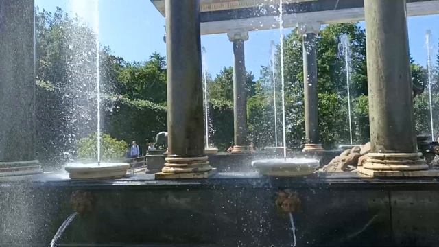 Резиденция и поместье Петра-1го (Петергоф Life) смотреть онлайн