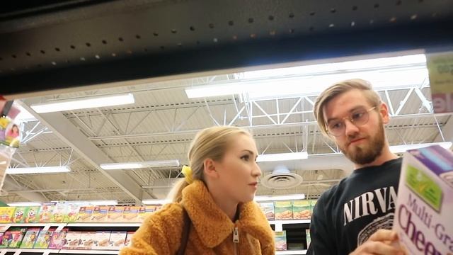 Letting The Person In Front of Me Decide What I Eat for 24 Hours... смотреть онлайн