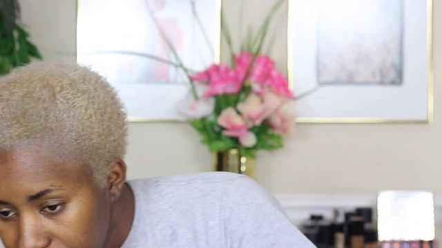 HOW TO BLEACH, CUT & STYLE 4B NATURAL PIXIE CUT| RELAXER FREE BLONDE SHORT HAIR смотреть онлайн