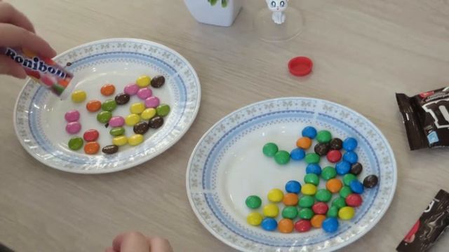 Bonibon или M&m's. Сравнение конфет из 90-х.