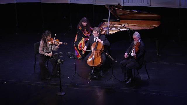 Brahms - Quartet for Piano and Strings in G minor, Rondo ala zingarese смотреть онлайн