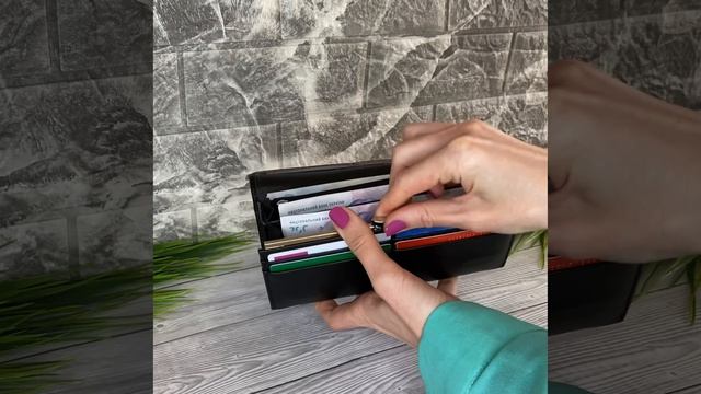 Кожаный женский кошелёк (чёрный) смотреть онлайн