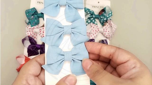 5 Piece Cartoon Character Printed Bow Shaped Hair Pins - Fun And Stylish Hair Accessories For Kids