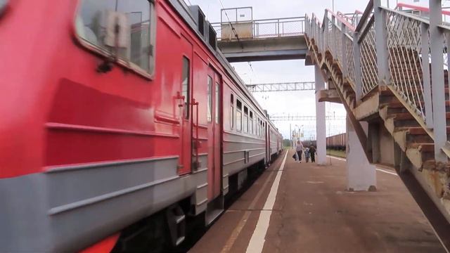 Электропоезд ЭД4М-0214 станция Бекасово-1 28.06.2020 смотреть онлайн