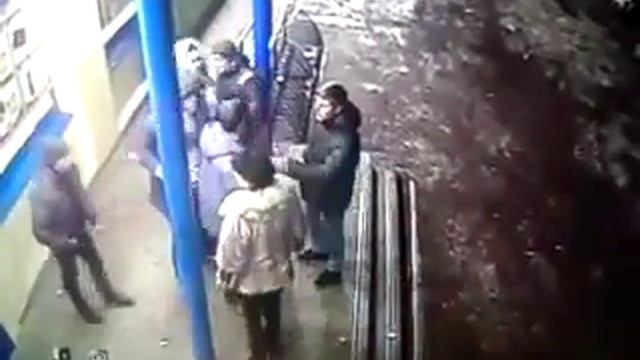 Зарамсили у круглосуточного магазина смотреть онлайн