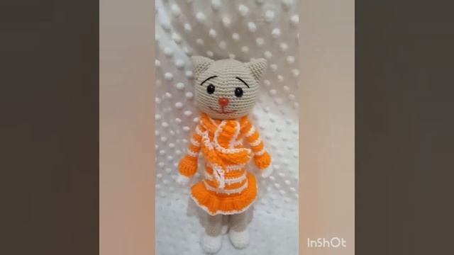 вязаная кошечка, игрушка крючком, обзор игрушки смотреть онлайн