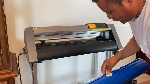 Cómo hacer stickers - calcomanías en corte de vinil adhesivo con plotter смотреть онлайн