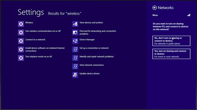 Toshiba How-To: Connecting to a Wi-Fi network using Windows 8 смотреть онлайн