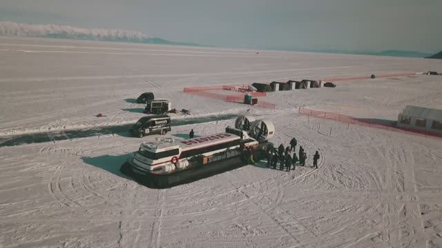 Самое крупное гражданское СВП смотреть онлайн