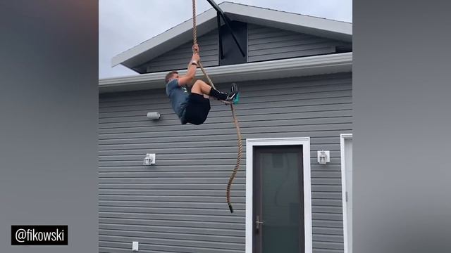 CrossFit Games Athlete Brent Fikowski's Training Plan, Recovery, and Competition Tips смотреть онлайн