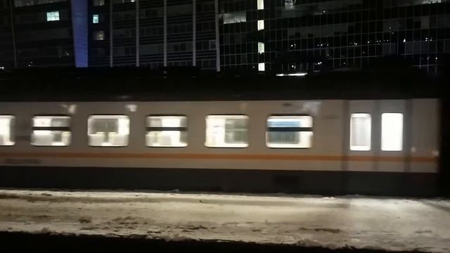 ЭП2Д-0070 ЦППК Перекраска Наше Подмосковье На Киевском вокзале смотреть онлайн