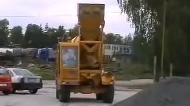 Samonakládací míchačky CARMIX 3,5 TT смотреть онлайн