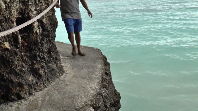 Пляж Динивид - Где сгорел отель NAMI RESORT - Отлив моря на Боракае - Филиппины смотреть онлайн