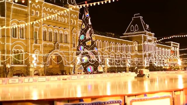 Прогулки по Москве: ГУМ и Красная площадь смотреть онлайн