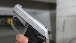 Beretta 3032 Tomcat Review (TINY Beretta Pocket Pistol)