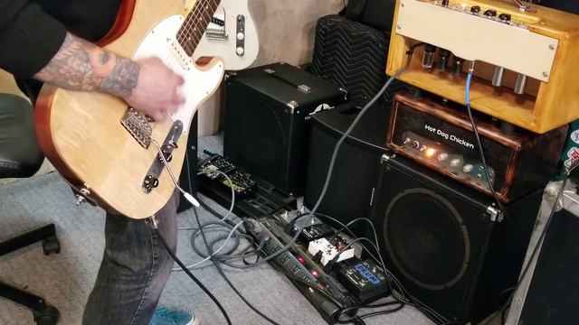 Three 5e3 Tweed Deluxe Three speaker shootout смотреть онлайн