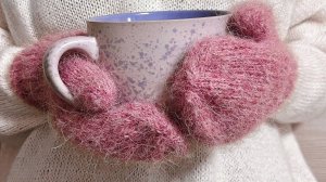 Варежки спицами сразу две. Индийский клин. Мастер класс.