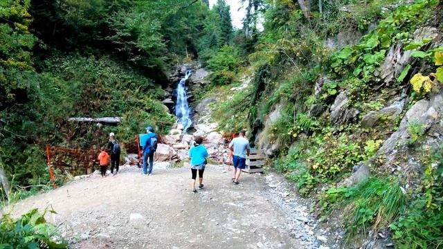 #КРАСНАЯ ПОЛЯНА осенью #РОЗА ХУТОР / САМЫЙ ВЫСОКИЙ ВОДОПАД В СОЧИ!!! Парк Водопадов "МЕНДЕЛИХА" смотреть онлайн