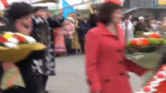 1май День дружбы народов Томс 01.05.2012г.avi смотреть онлайн