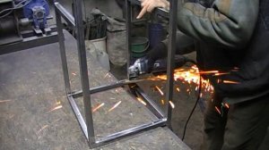 Как зачистить сварные швы.