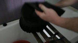 Разборка покрышки от снегоуборщика