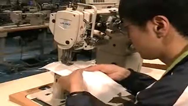 Juki PLC-1760-7 одноигольная машина челночного стежка смотреть онлайн