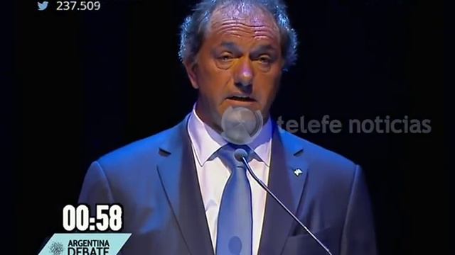 Debate presidencial: tenso cruce entre Scioli y Macri -Telefe Noticias смотреть онлайн