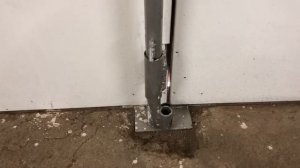 Автоматические распашные ворота гаража.