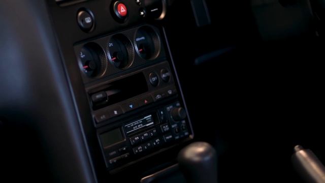 Monterey 2022—1995 Nissan Skyline GT-R смотреть онлайн