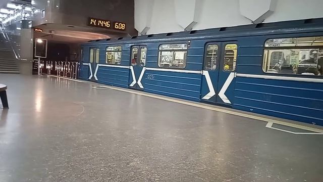 81.717. На станции Алексеевская.Харьков. смотреть онлайн