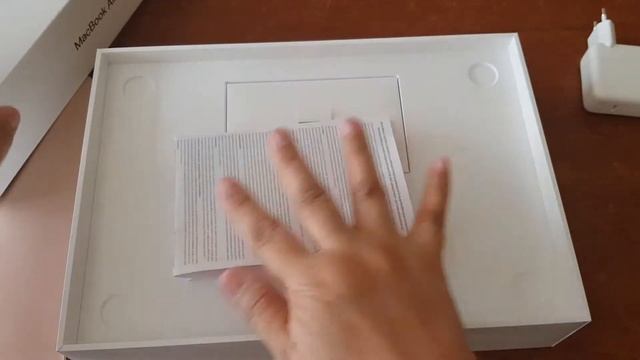 Macbook Air 2018 - Gold Unboxing