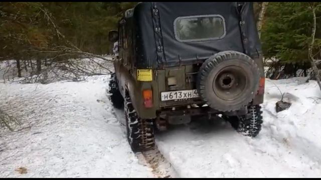 Владелец Нивы VS УАЗ смотреть онлайн