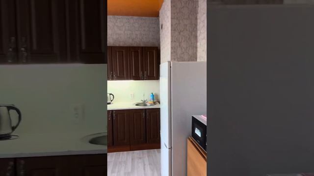 В16:ул.Восточно-Кругликовская 24 ,3/17эт,75кв ,2+2+2=6 остальной выбор квартир posutochno-oneday.ru смотреть онлайн