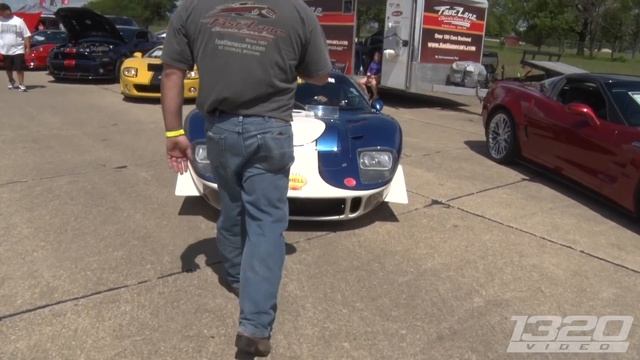 Old School Ford GT40 DESTROYS a Hellcat…Hell Yeah! смотреть онлайн