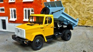 Грузовик ЗИЛ САМОСВАЛ масштаб 43.