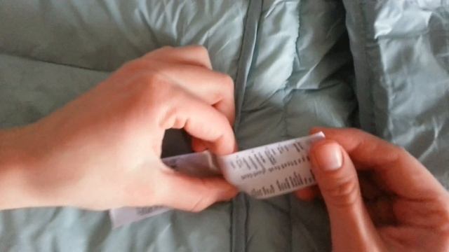 Посылка с Aliexpress. Ультра-тонкий женский пуховик. смотреть онлайн