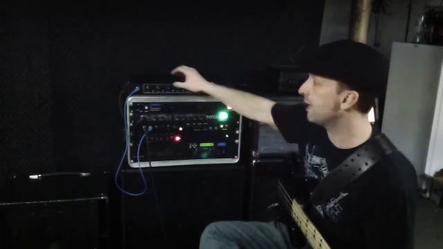 Arkham Zephyr Tube Bass Preamp смотреть онлайн